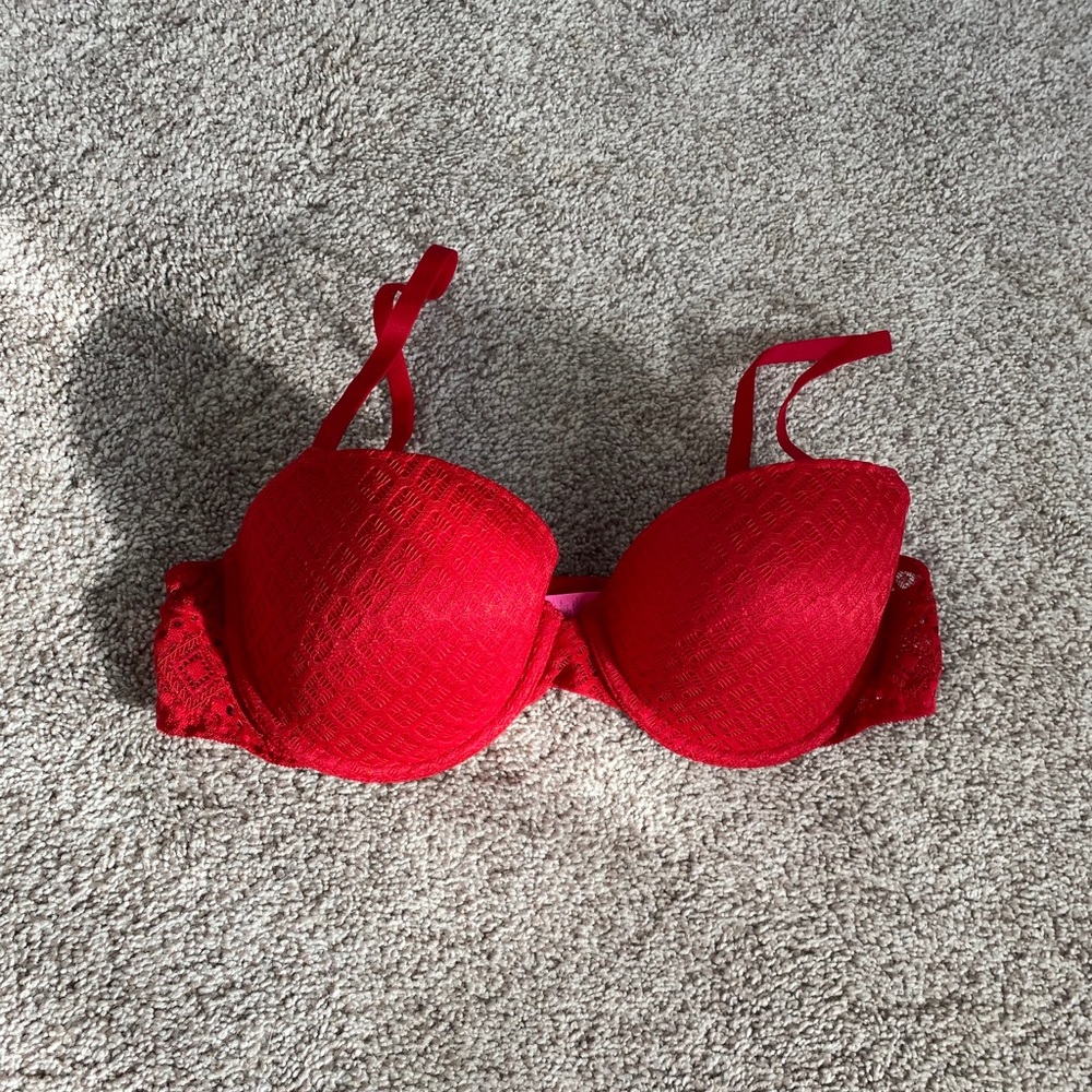 Red LaSenza 34C remix bra